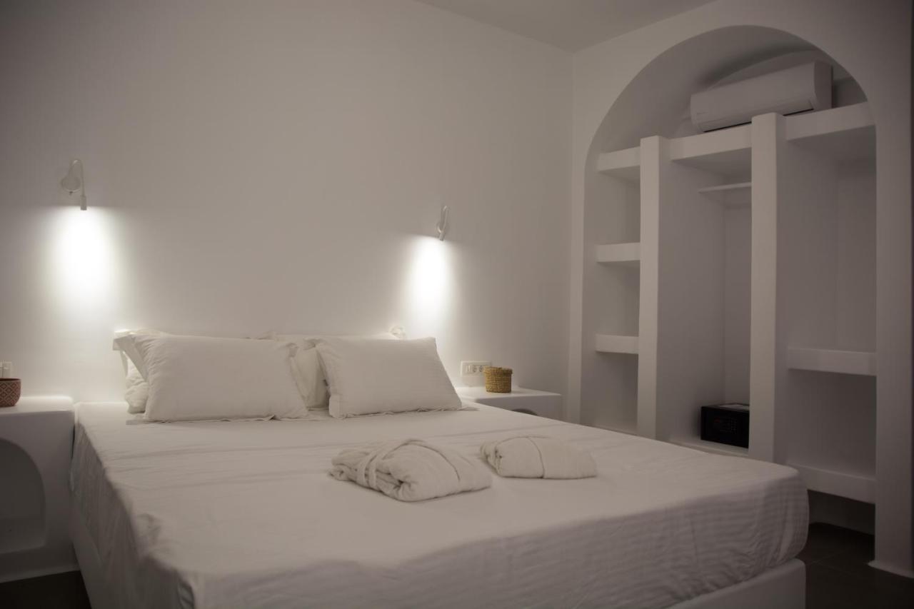 Amphitrite Suites Santorini Vóthon Eksteriør bilde