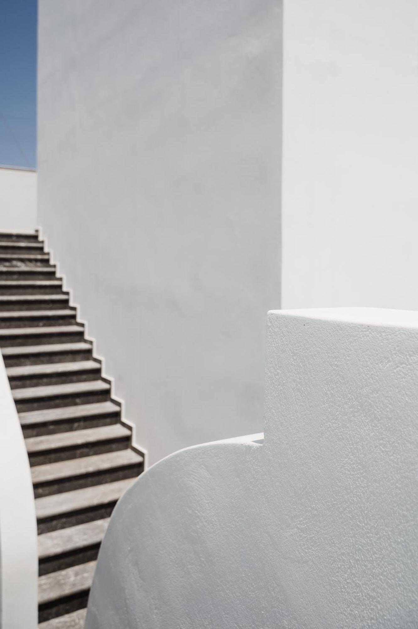 Amphitrite Suites Santorini Vóthon Eksteriør bilde