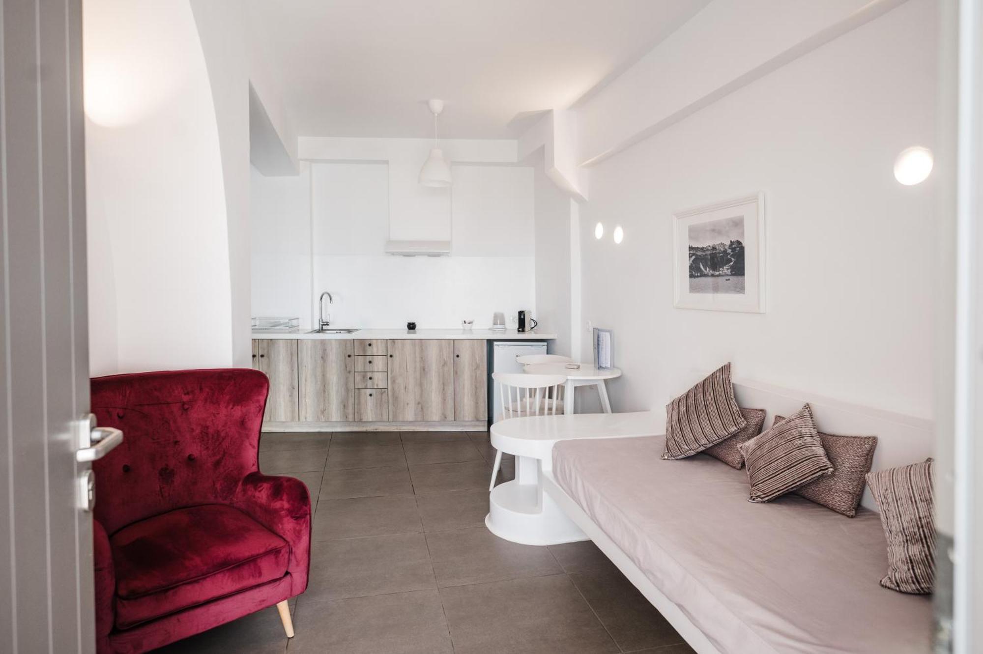 Amphitrite Suites Santorini Vóthon Eksteriør bilde