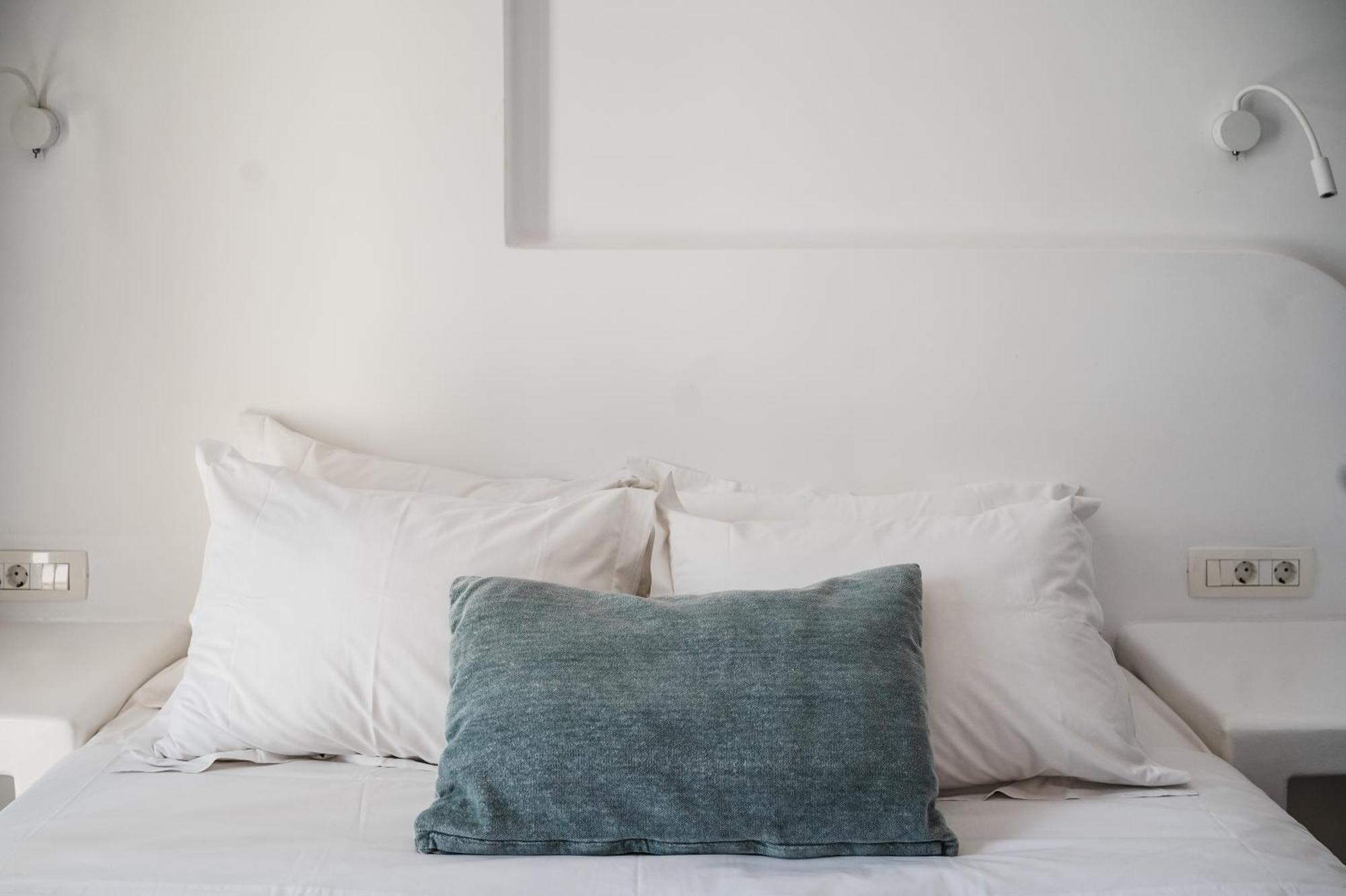 Amphitrite Suites Santorini Vóthon Rom bilde